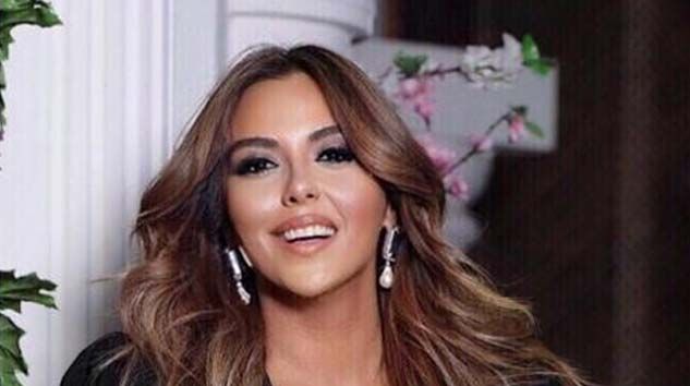 Aslı Hünel: Bir sağlık çalışanının düğününde sahne alacağım