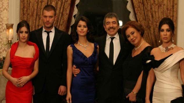 Aşk-ı Memnu tekrarı ne zaman hangi gün saat kaçta?