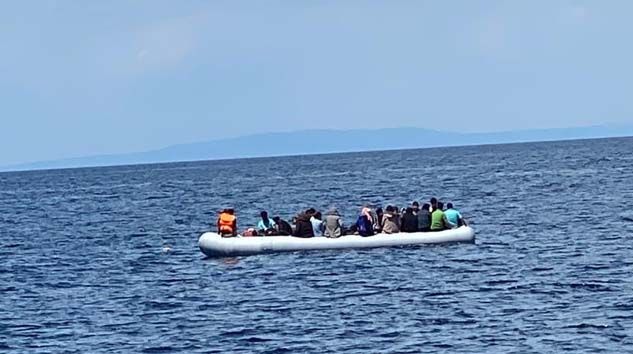 Yunanistan düzensiz göçmenleri ölüme terk etti