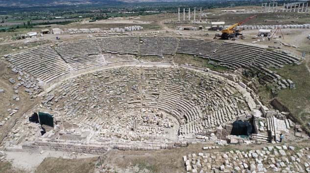 2200 yıllık tiyatro binlerce yıl sonra yine sanatseverleri ağırlayacak