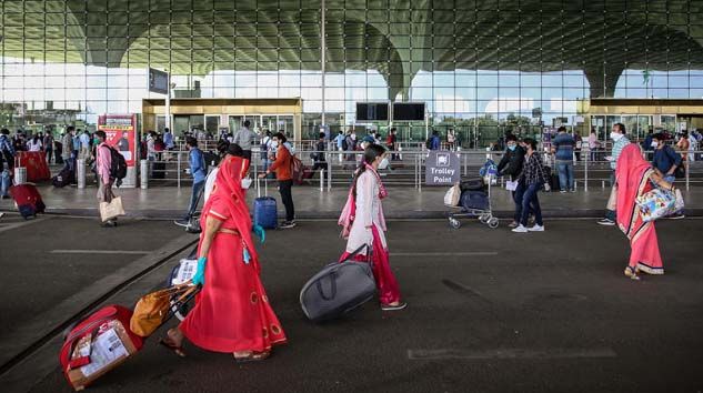 Hindistan’da iç hat uçuşları yeniden başladı