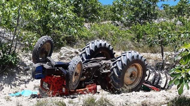 Devrilen traktörün altında kalan Orhan Günüdüz hayatını kaybetti