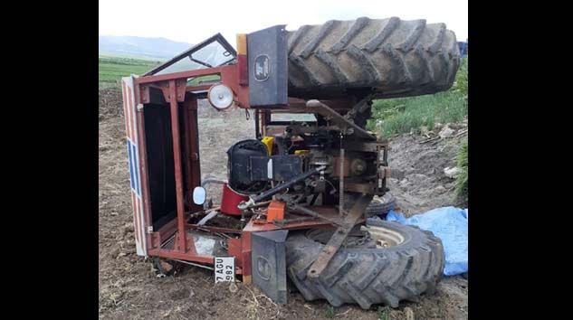 Şarampole devrilen traktördeki Fatma Kızıloğlu hayatını kaybetti