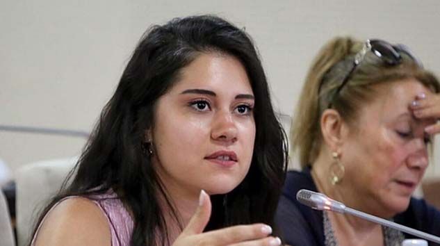 Cumhurbaşkanı Erdoğan’a hakaret eden CHP’li meclis üyesi Dila Koyurga’ya ev hapsi