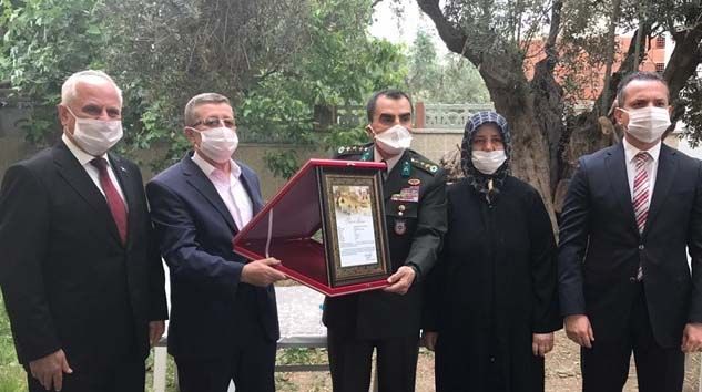 İdlib şehidi Muhammed Fatih Durhan’ın ailesine Şehadet Belgesi verildi