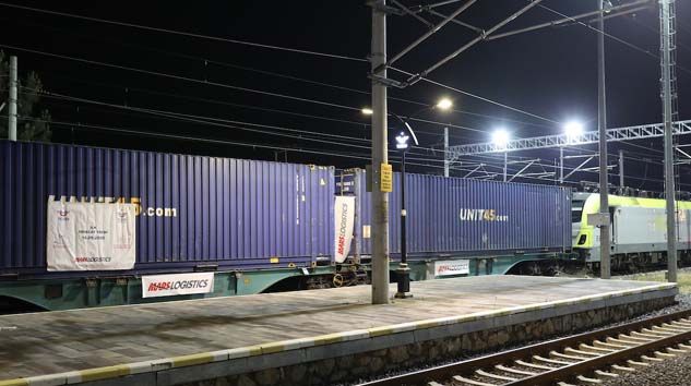 Marmaray hattı ile ilk ihracat treni Almanya’ya ulaştı