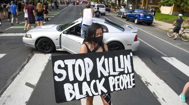 ABD’de George Floyd’u öldüren polis tutuklandı