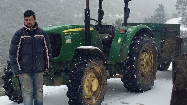 Çanakkale’de Recep Uçar kullandığı traktörün altında kalarak hayatını kaybetti