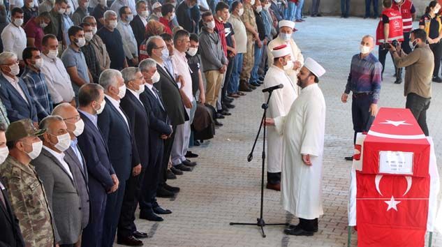 Hataylı şehit Piyade Er Mehmet Günay son yolculuğuna uğurlandı