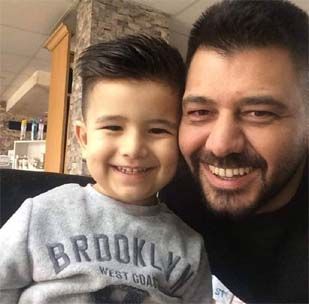 Polis memuru Erman Özcan’ı şehit edip iki kardeşi öldüren zanlının evi taşlandı