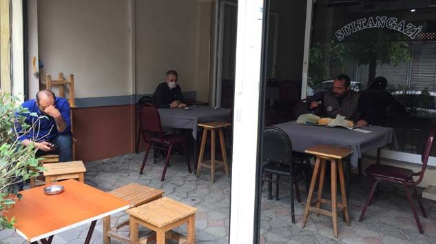 Kıraathaneler 80 gün sonra açıldı