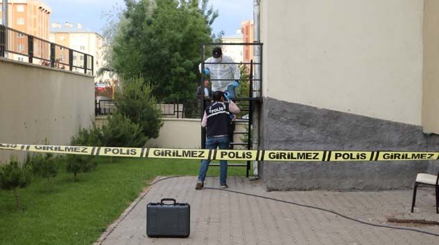 Sivas’ta 7. kattan düşen Sadi Balkaya hayatını kaybetti