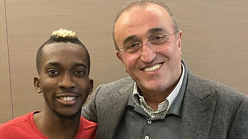 Abdurrahim Albayrak’tan Onyekuru paylaşımı