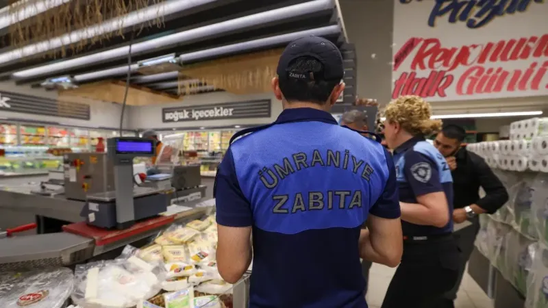 Ümraniye'de 7/24 zabıta ekipleri denetimde