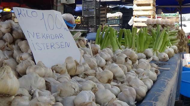 Sarımsağın kilosu 100 lirayı buldu