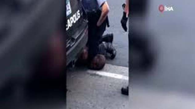 Floyd’u öldüren polis Chauvin’e yönelik cinayet suçlaması ağırlaştırıldı