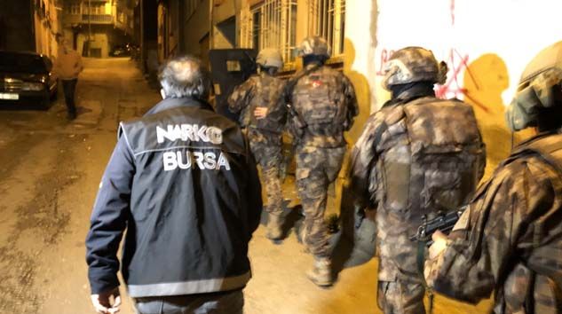 Bursa’da dron destekli 2 bin 500 polisle şehit Erman Özcan operasyonu