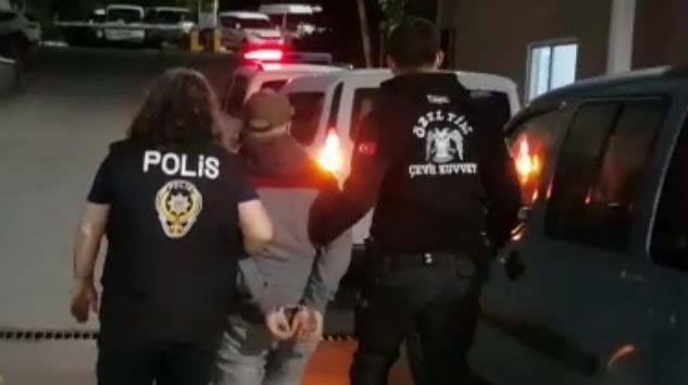 İzmir’de FETÖ operasyonunda 27 kişi gözaltına alındı