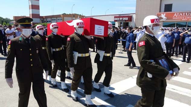 Samsun İdlib’de şehit düşen Piyade Uzman Onbaşı Ercan Zengin’i karşıladı