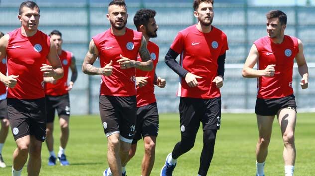 Çaykur Rizespor’da Galatasaray maçı hazırlıkları devam ediyor