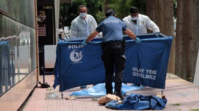 Üniversite yemekhanesi çatısından düşen işçi Suat Güngör hayatını kaybetti