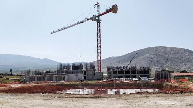 Yunak’ta ikinci etap TOKİ yapımına başlandı