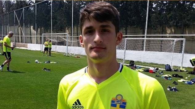 Emre Erdoğdu futbol hayatına Türkiye’de devam etmek istiyor