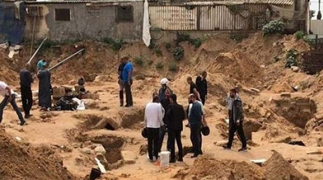 İsrail, Filistinlilere ait mezarları yıkıyor