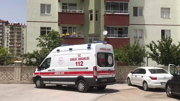 95 yaşındaki kadın evinde ölü bulundu