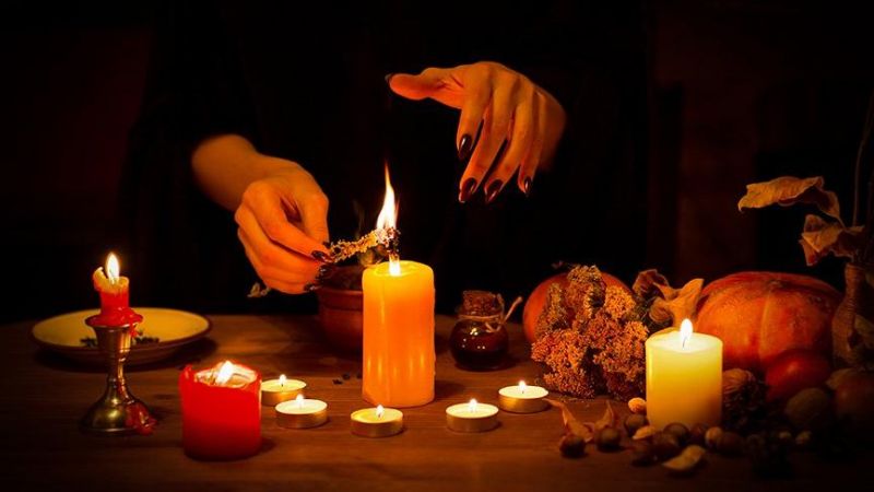 Eşi ölsün diye büyü yaptıracaktı