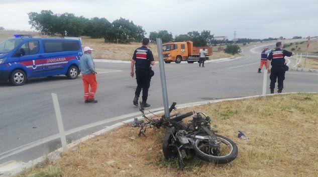 Uşak’ta motosiklet ile otomobil çarpıştı: Behçet Sosa öldü