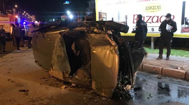 Kayseri’de iki otomobil kafa kafaya çarpıştı: 2 ölü, 2 yaralı