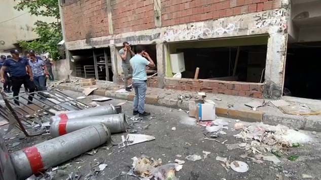 Beyoğlu’nda korkutan patlama