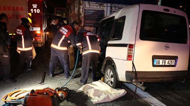 Ankara’da feci kaza: İki kişi öldü, bir çocuk ağır yaralı