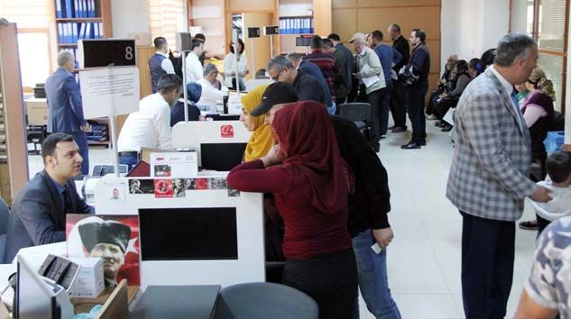 55 buçuk milyon çipli kimlik kartı dağıtıldı