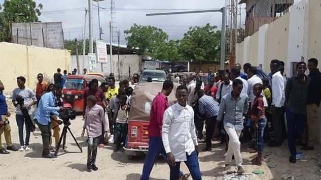 Somali’de Türk okuluna yakın bölgede patlama: 2 ölü