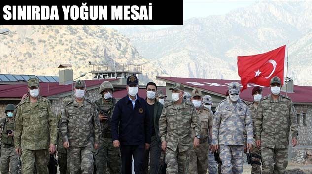 Bakan Akar ve TSK Komuta Kademesi 24 saat görevde