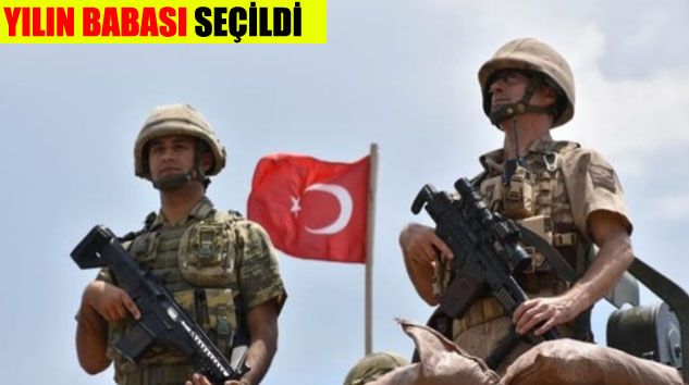 Kahraman baba oğluyla vatan nöbetinde