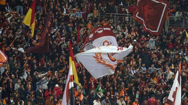 Galatasaray taraftarı, Trabzonspor tribünlerinde yer alacak Galatasaray taraftarı, Trabzonspor tribünlerinde yer alacak