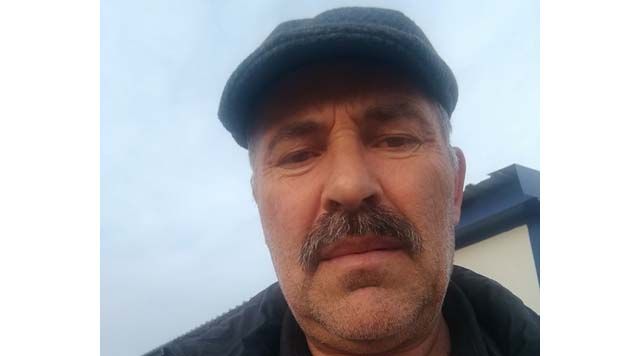 Elektrik direğine çarpan kamyon devrildi: Mehdi Has hayatını kaybetti