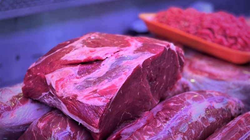 O üç şehirde insanlara dana eti diye tek tırnaklı hayvan eti yedirdiler