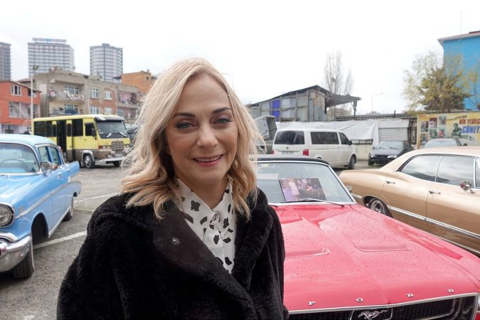 Yeşilçam’ın efsane filmi ‘Aile Şerefi’nin ünlü oyuncuları yıllar sonra bir araya geldi