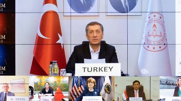 Bakan Selçuk, Türkiye’nin Kovid-19 tecrübelerini G20 ülkelerine anlattı