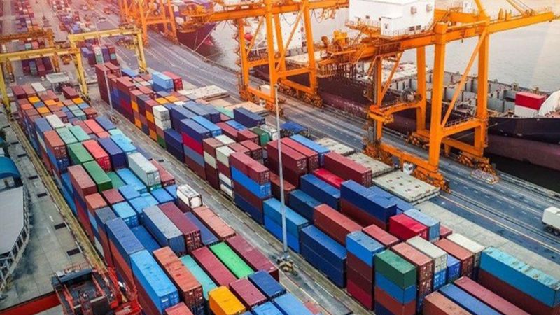 Ticaret Bakanlığı’na bağlı serbest bölgelerden tarihi rekor: Mayıs ayı ihracatı 1 milyar 180 milyon doları aştı Ticaret Bakanlığı’na bağlı serbest bölgelerden tarihi rekor: Mayıs ayı ihracatı 1 milyar 180 milyon doları aştı