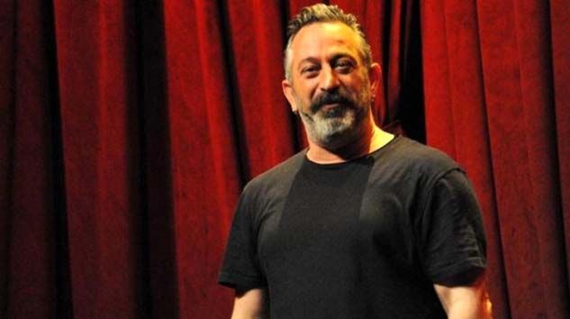 Cem Yılmaz bir tweet attı Netflix’i dize getirdi