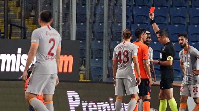 Visca kariyerinde ilk kez kırmızı kart gördü