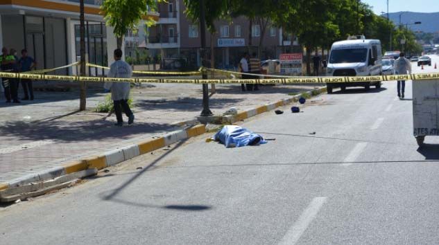 Antalya’da trafik kazasında İrfan Kahraman hayatını kaybetti