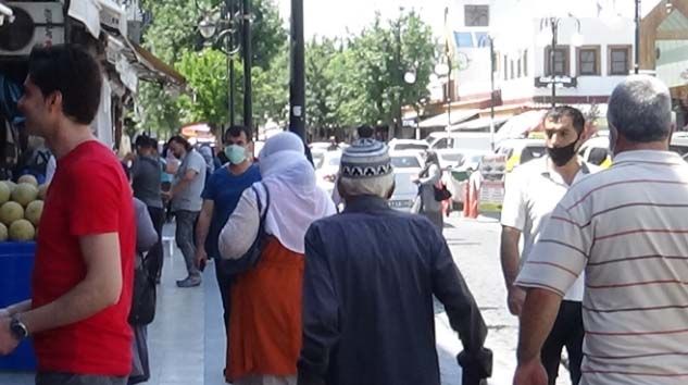 Diyarbakır korona virüs salgınında her gün yeni pik noktası yaşıyor