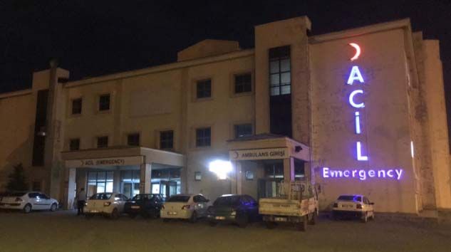 Sarıkamış’ta kız kaçırma kavgası: 19 yaralı