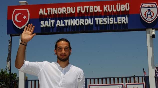 Trabzonpor Altınordulu Muhammet Taha Tepe’yi transfer etti